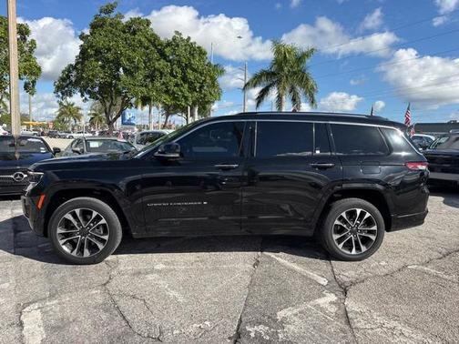 2022 Jeep Grand Cherokee L Overland