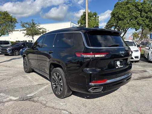 2022 Jeep Grand Cherokee L Overland