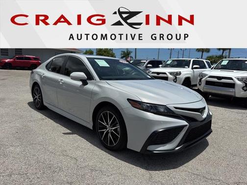 2024 Toyota Camry SE