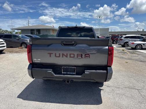 2024 Toyota Tundra SR5