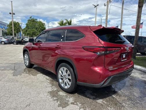 2023 Toyota Highlander Hybrid Limited