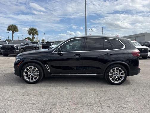 2023 BMW X5 PHEV xDrive45e