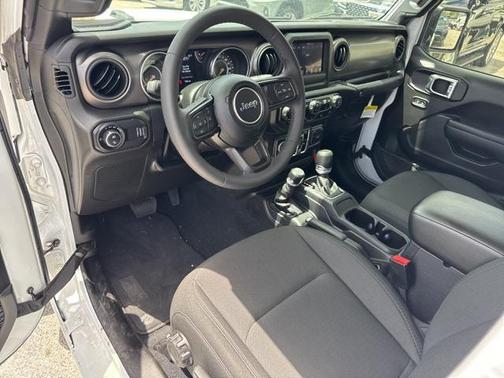 2023 Jeep Gladiator Sport S