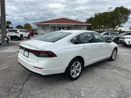 2025 Honda Accord LX 1.5T