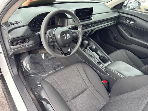 2025 Honda Accord LX 1.5T