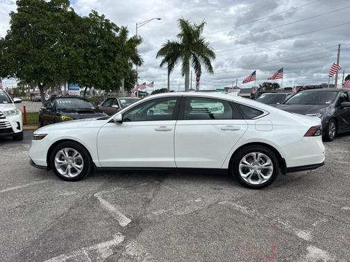 2025 Honda Accord LX 1.5T