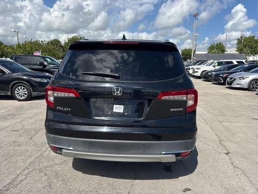2019 Honda Pilot Touring 8-Passenger