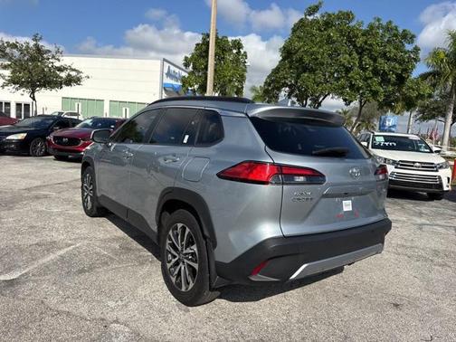 2024 Toyota Corolla Cross XLE