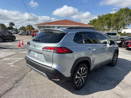 2024 Toyota Corolla Cross XLE