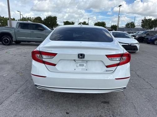 2021 Honda Accord Hybrid EX