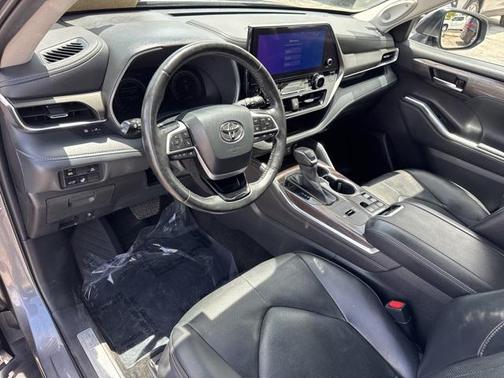 2023 Toyota Highlander Hybrid Limited