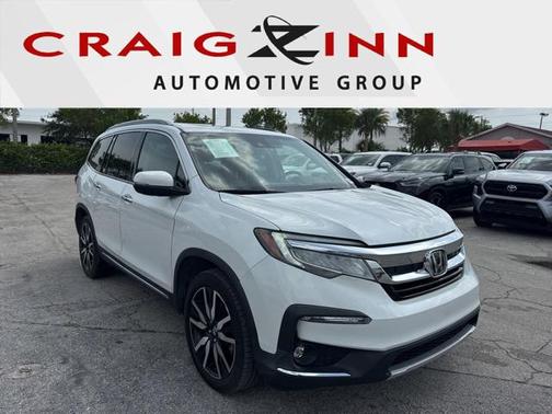 2022 Honda Pilot Touring 8-Passenger