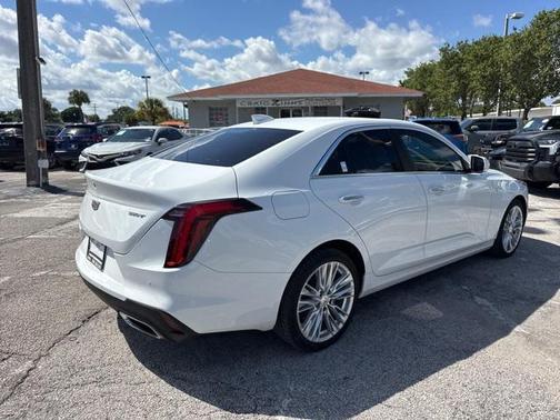 2022 Cadillac CT4 Premium Luxury