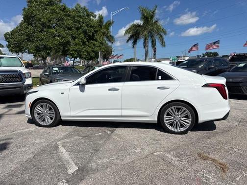 2022 Cadillac CT4 Premium Luxury