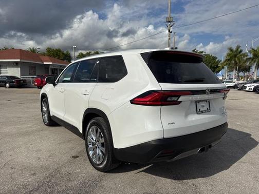 2024 Toyota Grand Highlander Platinum