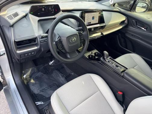 2024 Toyota Prius XLE