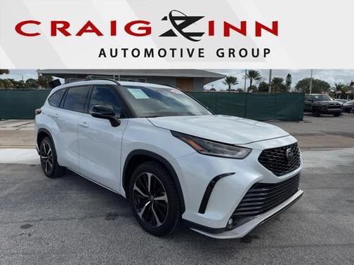 2022 Toyota Highlander XSE