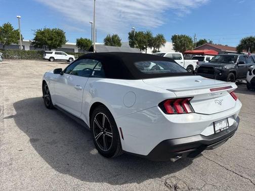 2025 Ford Mustang EcoBoost Premium
