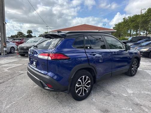 2024 Toyota Corolla Hybrid SE