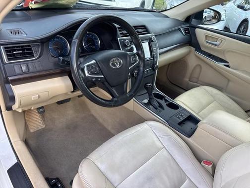 2016 Toyota Camry XLE