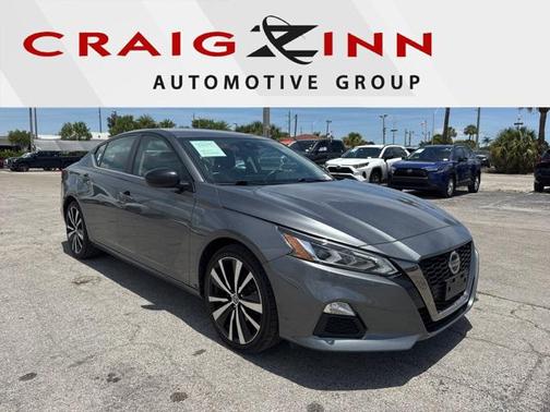 2022 Nissan Altima SR FWD