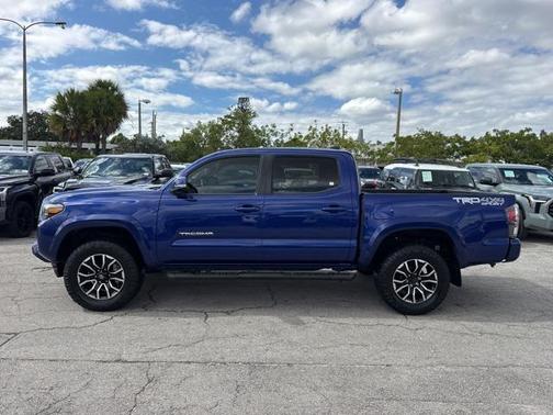 2022 Toyota Tacoma TRD Sport