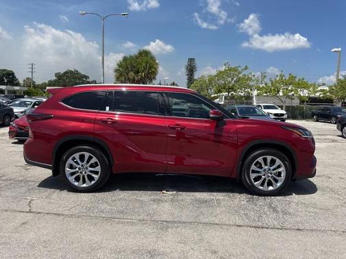 2024 Toyota Highlander Limited
