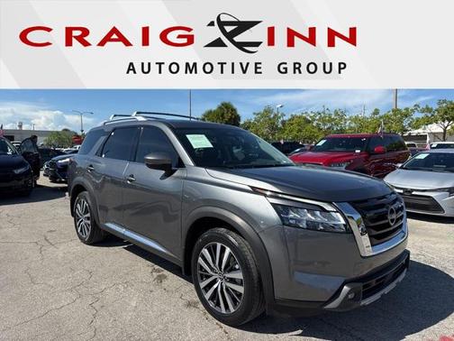 2022 Nissan Pathfinder Platinum 4WD
