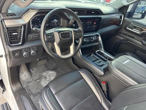 2024 GMC Sierra 2500 Denali