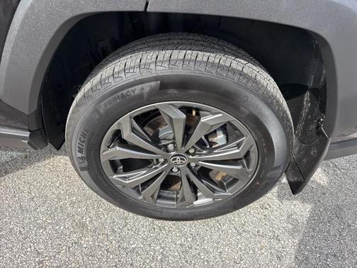 2025 Toyota RAV4 Hybrid XLE Premium