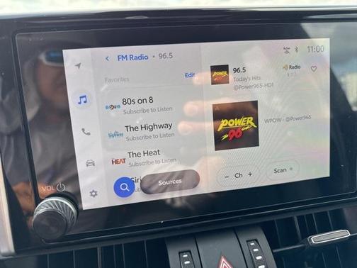 2025 Toyota RAV4 Hybrid XLE Premium