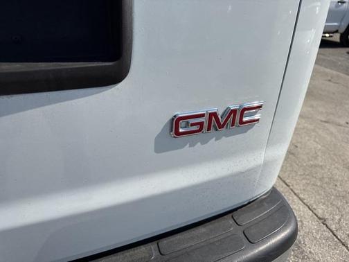 2023 GMC Savana 2500 Work Van