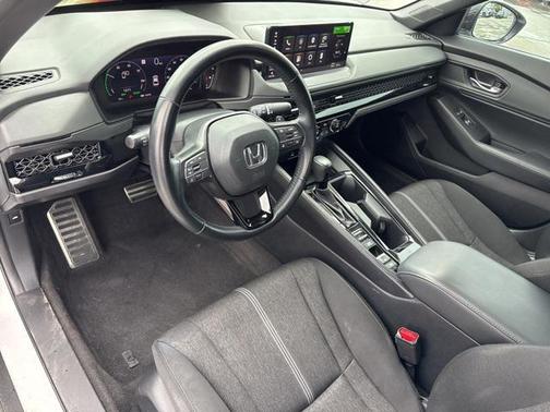 2023 Honda Accord Hybrid Base