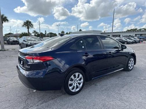 2023 Toyota Corolla Hybrid LE