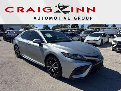 2023 Toyota Camry SE