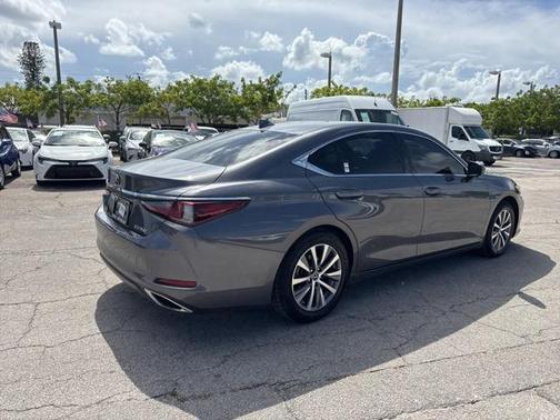 2021 Lexus ES 350 Base