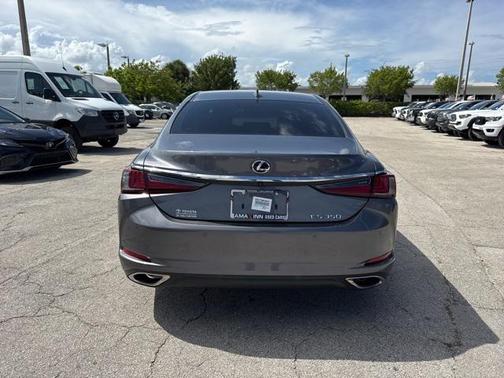 2021 Lexus ES 350 Base