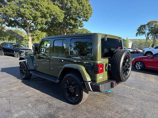 2024 Jeep Wrangler 4xe Sahara