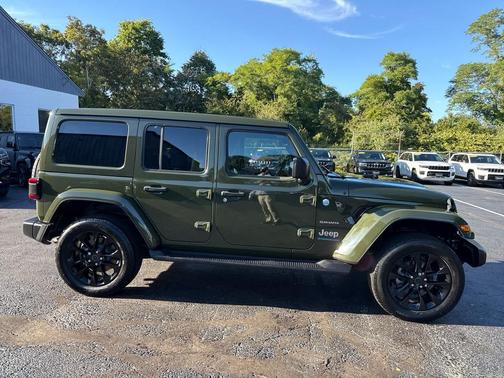 2024 Jeep Wrangler 4xe Sahara