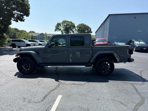 2022 Jeep Gladiator High Altitude