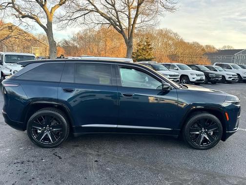 2024 Jeep Wagoneer S Launch Edition