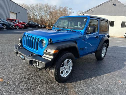 2022 Jeep Wrangler Sport S