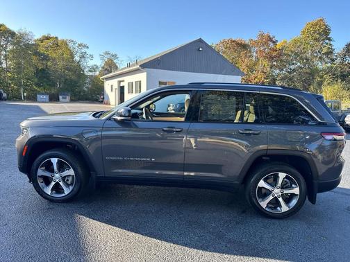 2023 Jeep Grand Cherokee 4xe Base