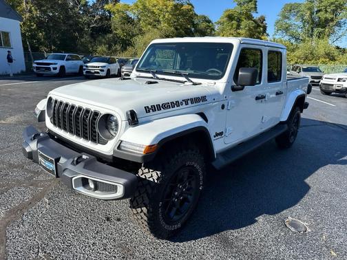 2025 Jeep Gladiator High Tide