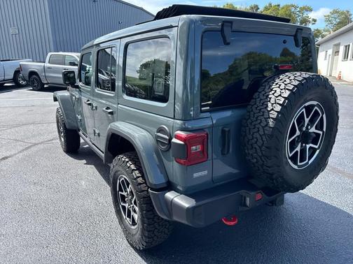 2025 Jeep Wrangler Rubicon