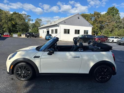 2022 MINI Convertible Cooper
