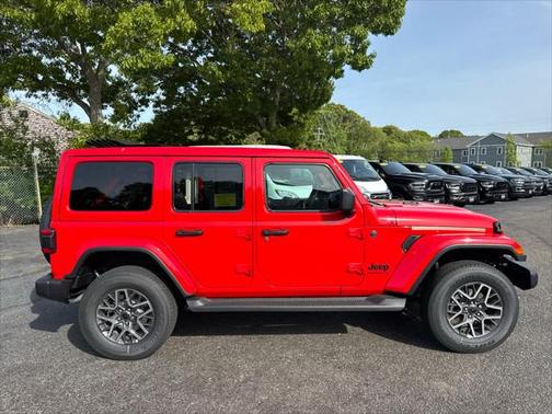 2025 Jeep Wrangler Sahara