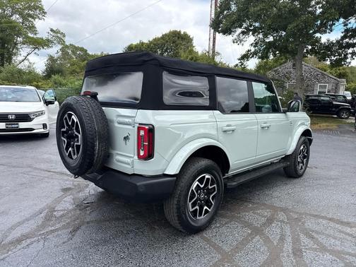 2021 Ford Bronco Outer Banks