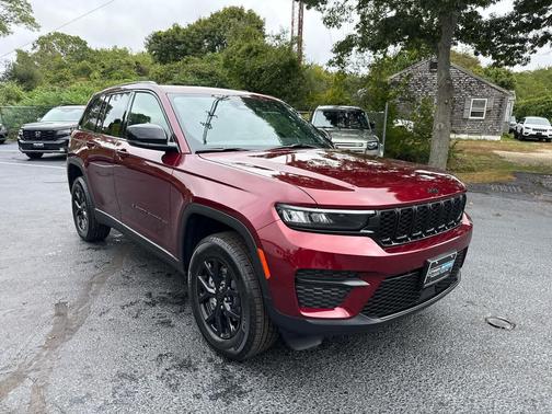 2025 Jeep Grand Cherokee Altitude
