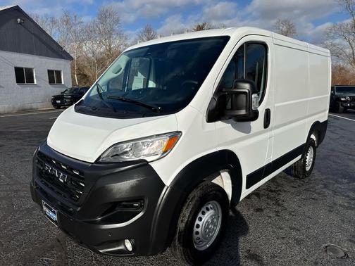 2025 RAM ProMaster 1500 Low Roof